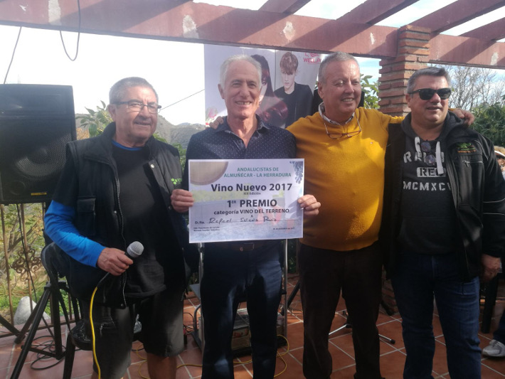 Rafael Salado Ruíz gana el 'Concurso de Vino Nuevo 2017' celebrado en Rescate